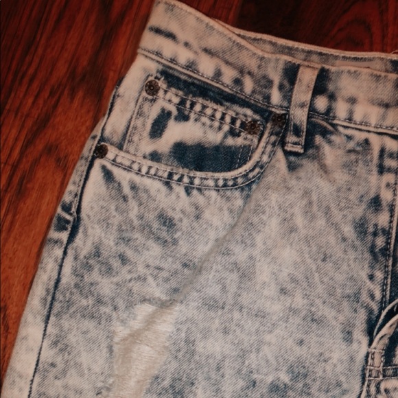 WHITE WASHED RIPPED JEANS - Picture 7 of 7